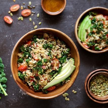 Quinoa og grønnkål salat